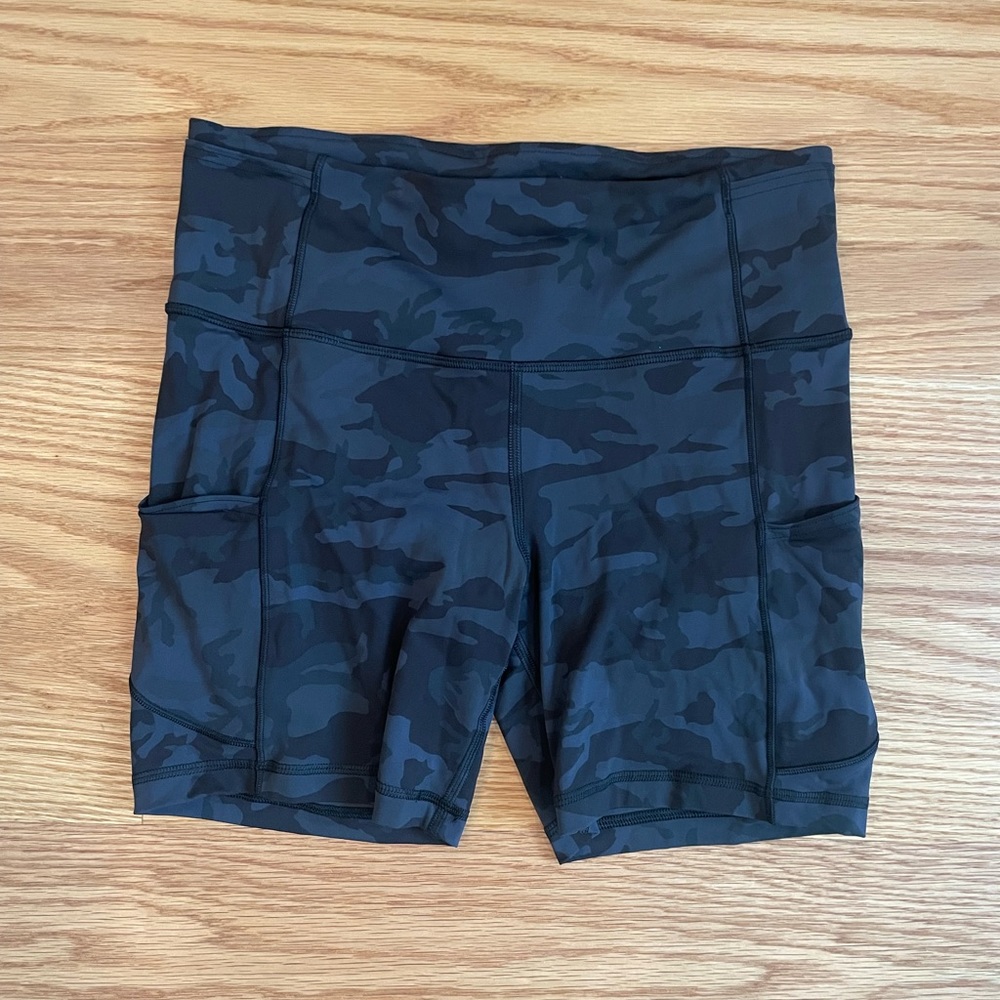 Lululemon Fast and Free Shorts, Size 8